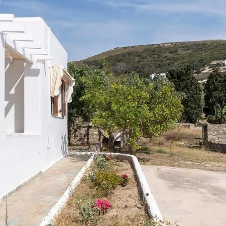 Theodora's Nyaraló Krotiri